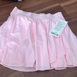 Lululemon court rival HR skirt long size 8 strawberry milkshake